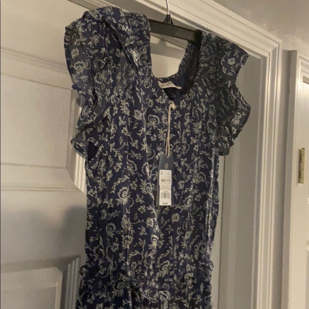 Women’s dress